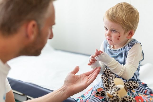 A child with EB in the clinic